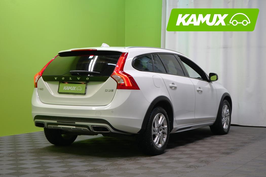 Volvo V60 Cross Country 2018