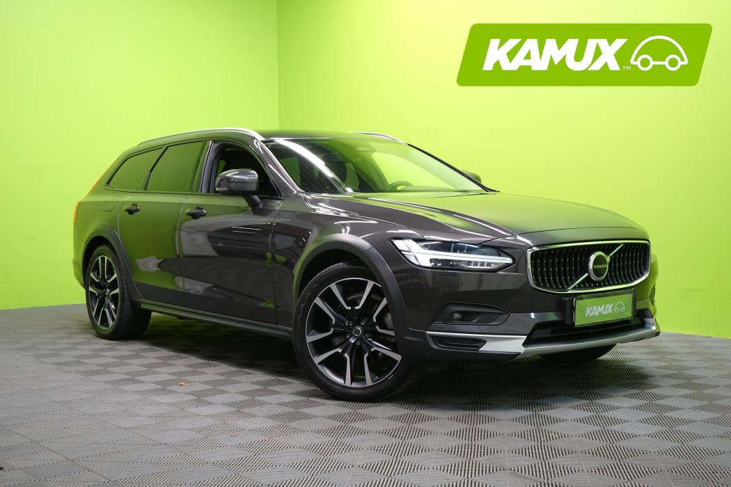 Volvo V90 Cross Country 2023
