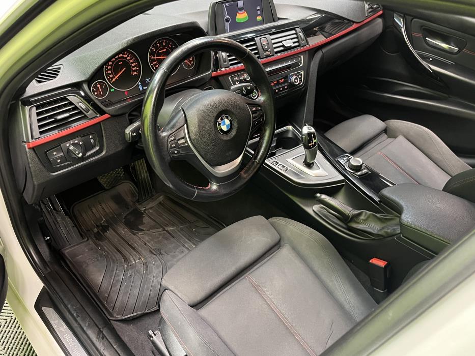 BMW 320 2013