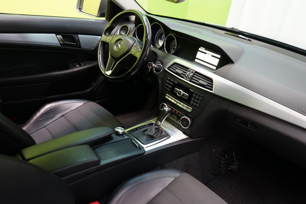 Mercedes-Benz C 2012