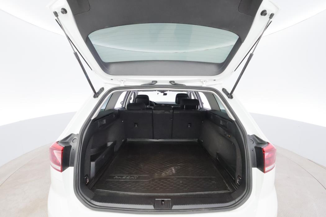 Volkswagen Passat 2021