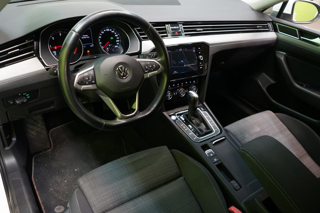 Volkswagen Passat 2021