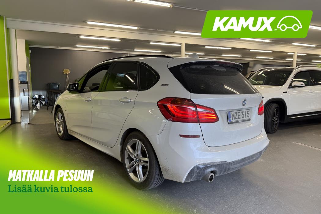 BMW 225 2019