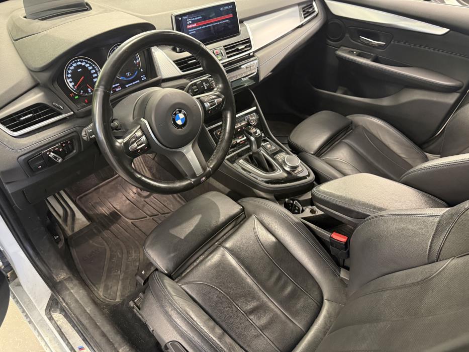 BMW 225 2019