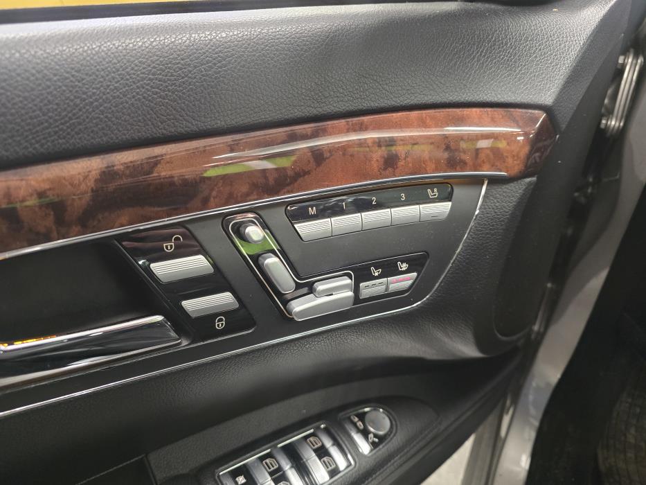 Mercedes-Benz S 2006