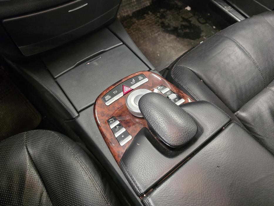 Mercedes-Benz S 2006