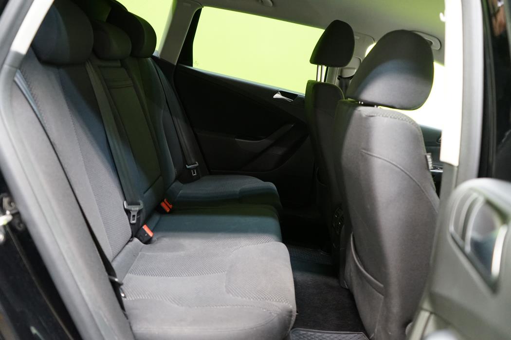 Volkswagen Passat 2010
