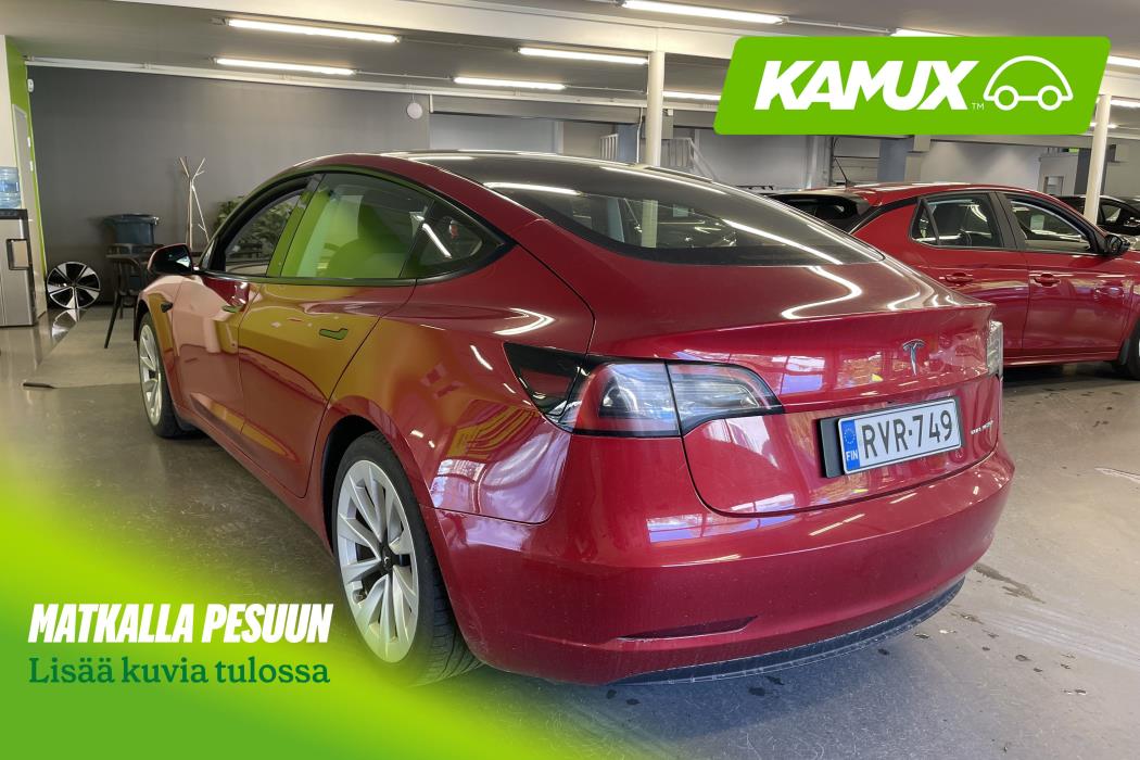 Tesla Model 3 2023