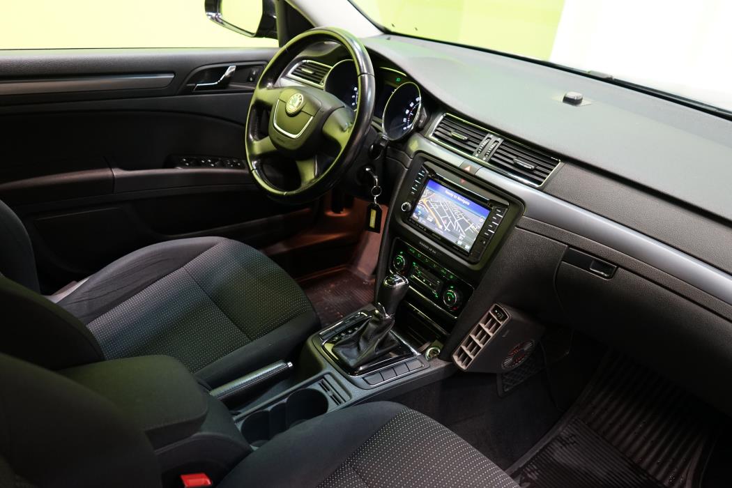 Skoda Superb 2013