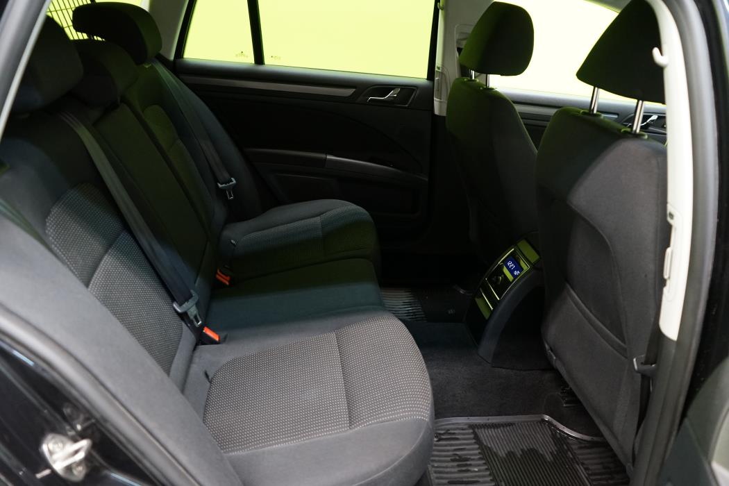 Skoda Superb 2013