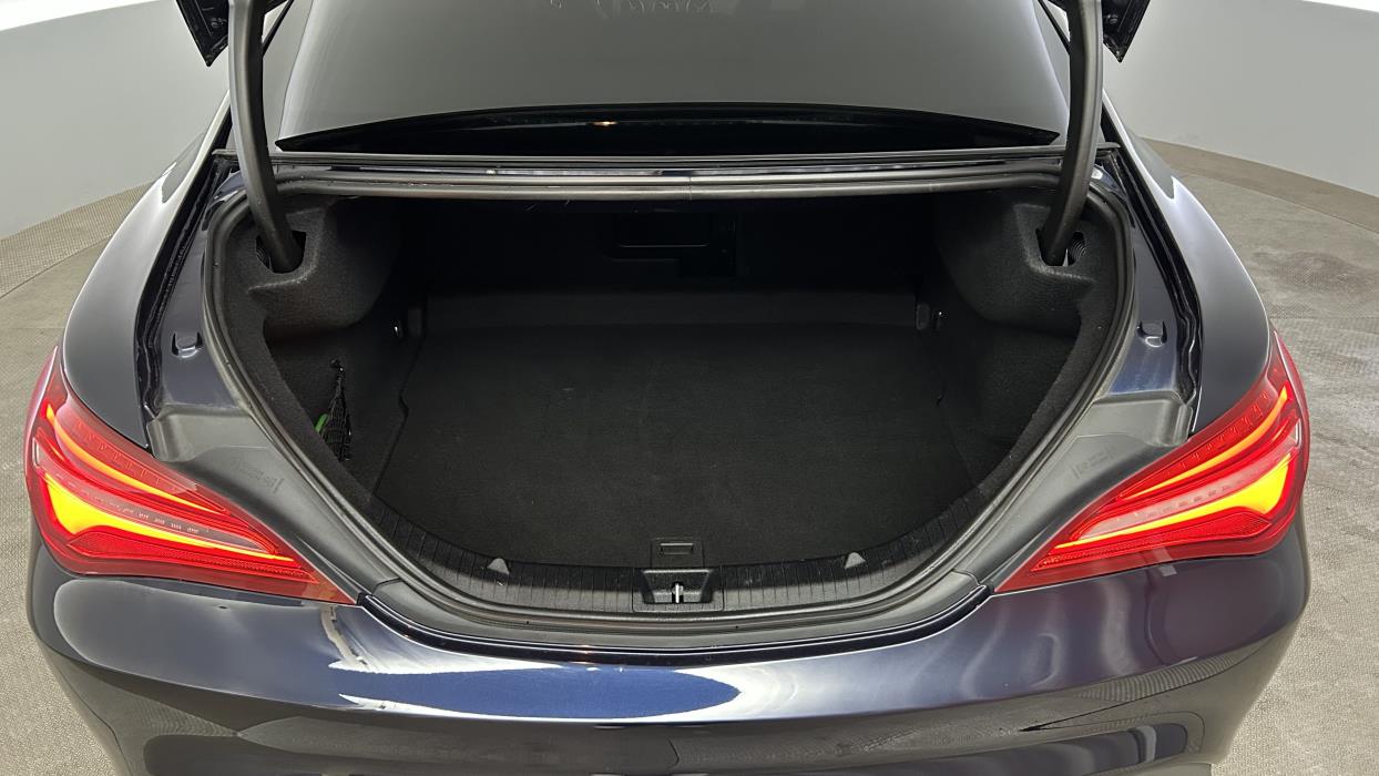 Mercedes-Benz CLA 2016