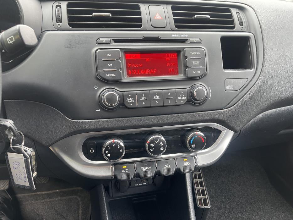 Kia Rio 2013