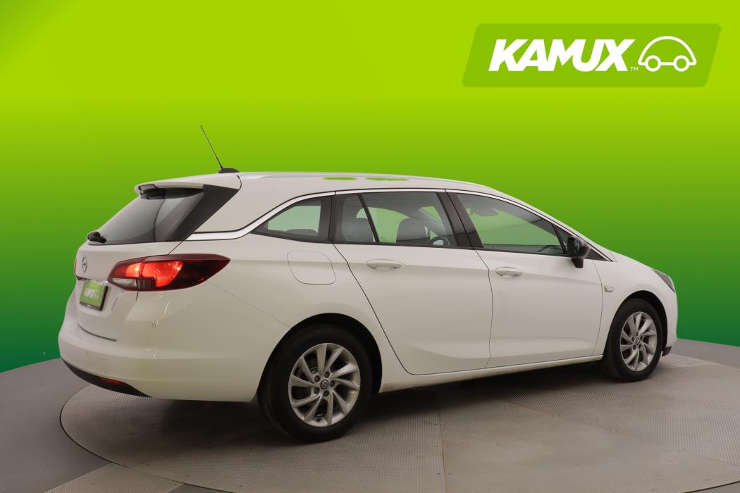 Opel Astra 2022