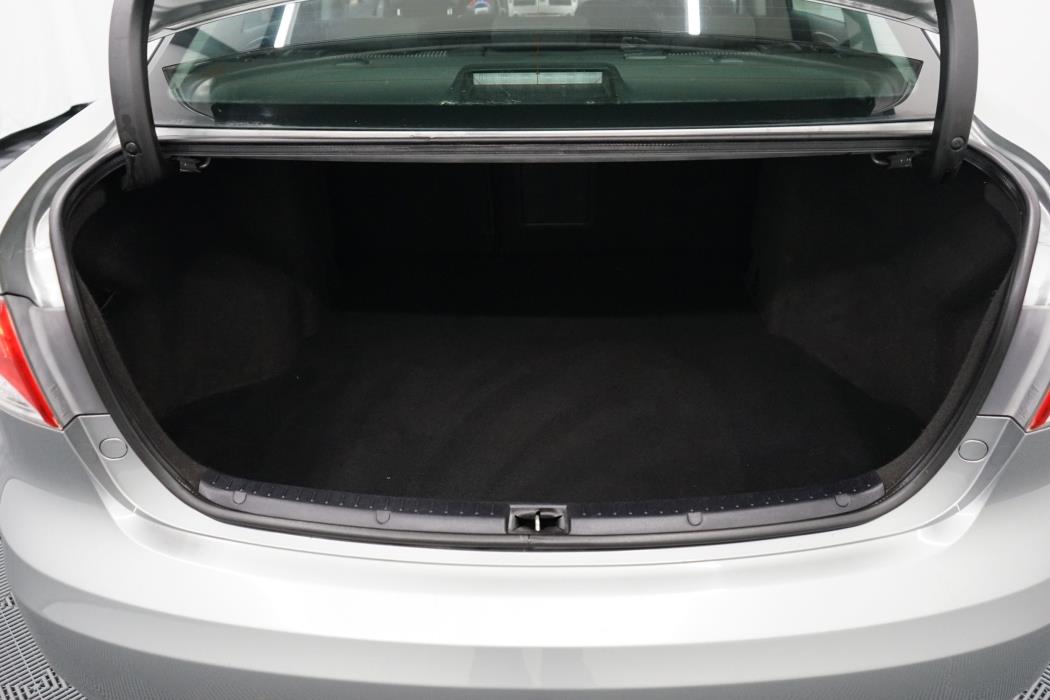 Toyota Avensis 2011