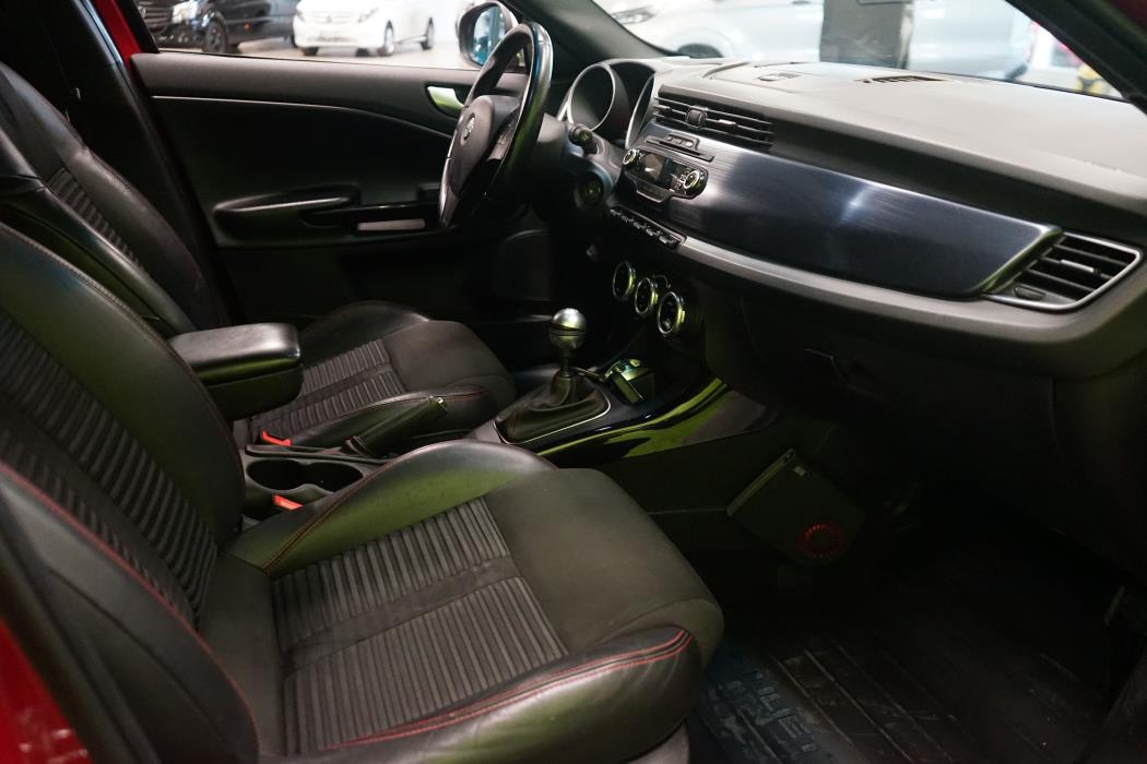 Alfa Romeo Giulietta 2011