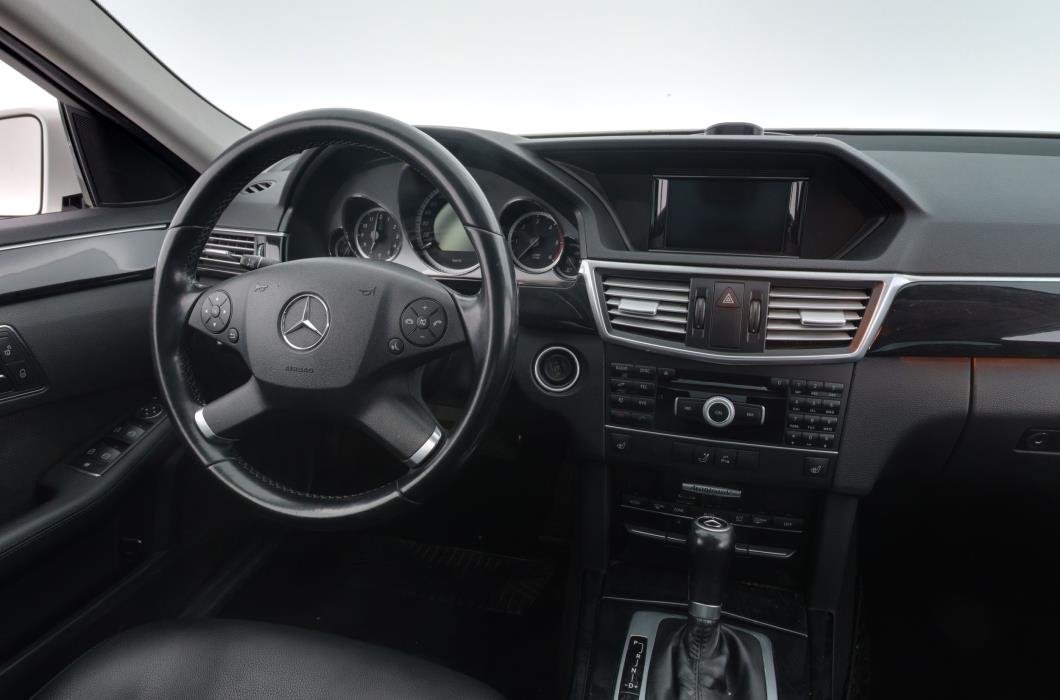 Mercedes-Benz E 2011