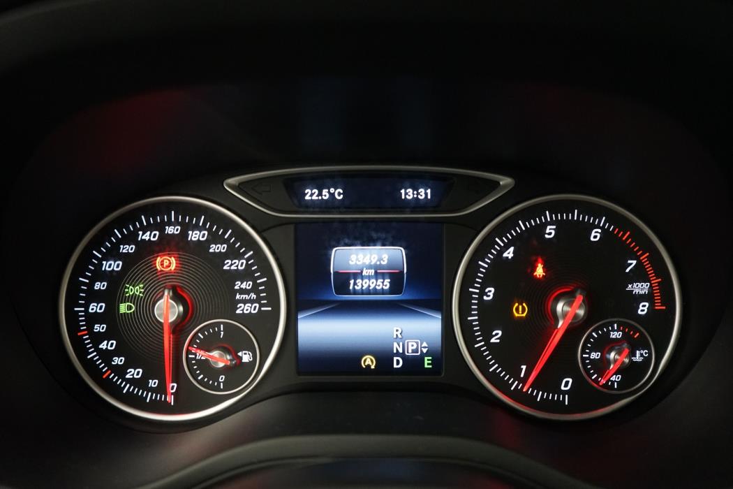Mercedes-Benz B 2015