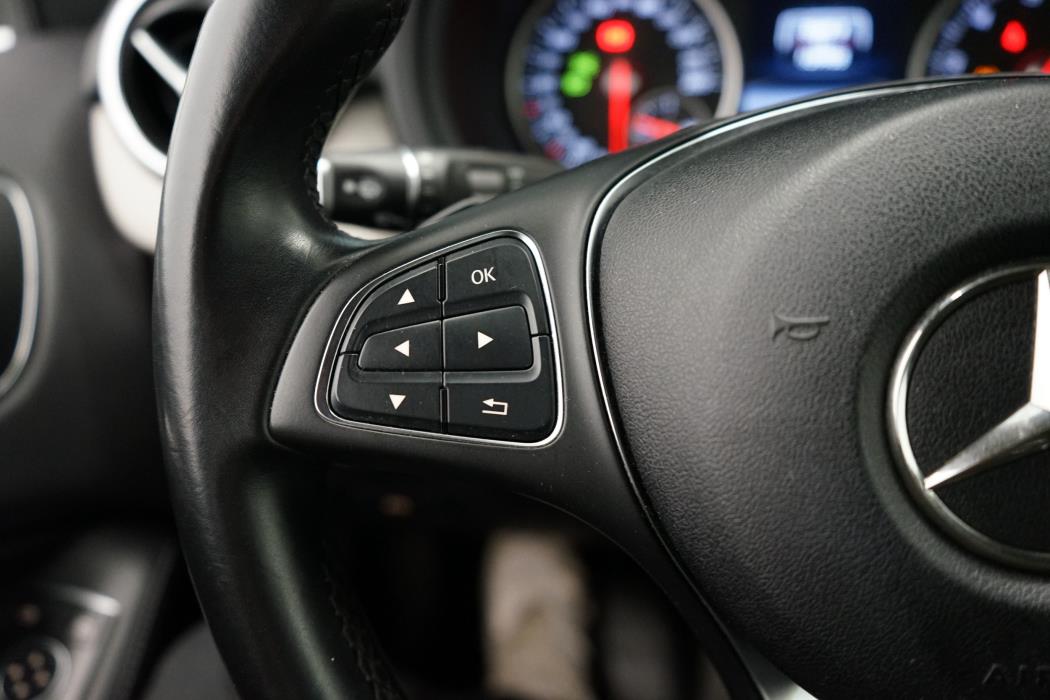 Mercedes-Benz B 2015