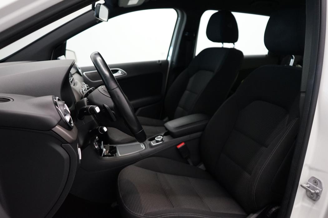 Mercedes-Benz B 2015