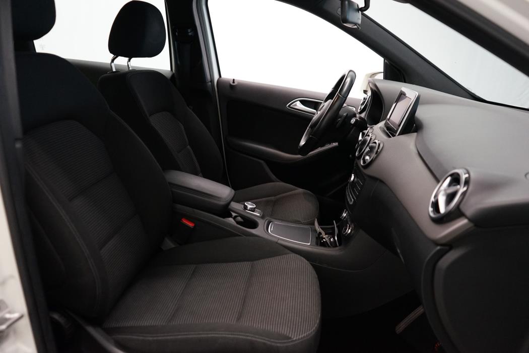 Mercedes-Benz B 2015