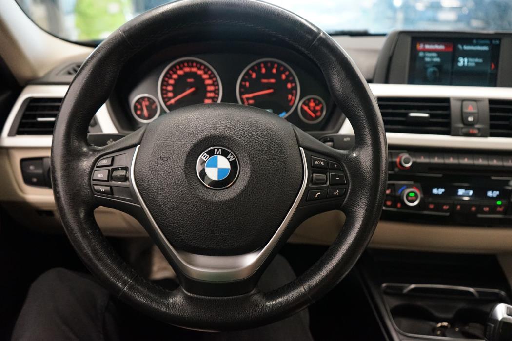 BMW 330e 2018