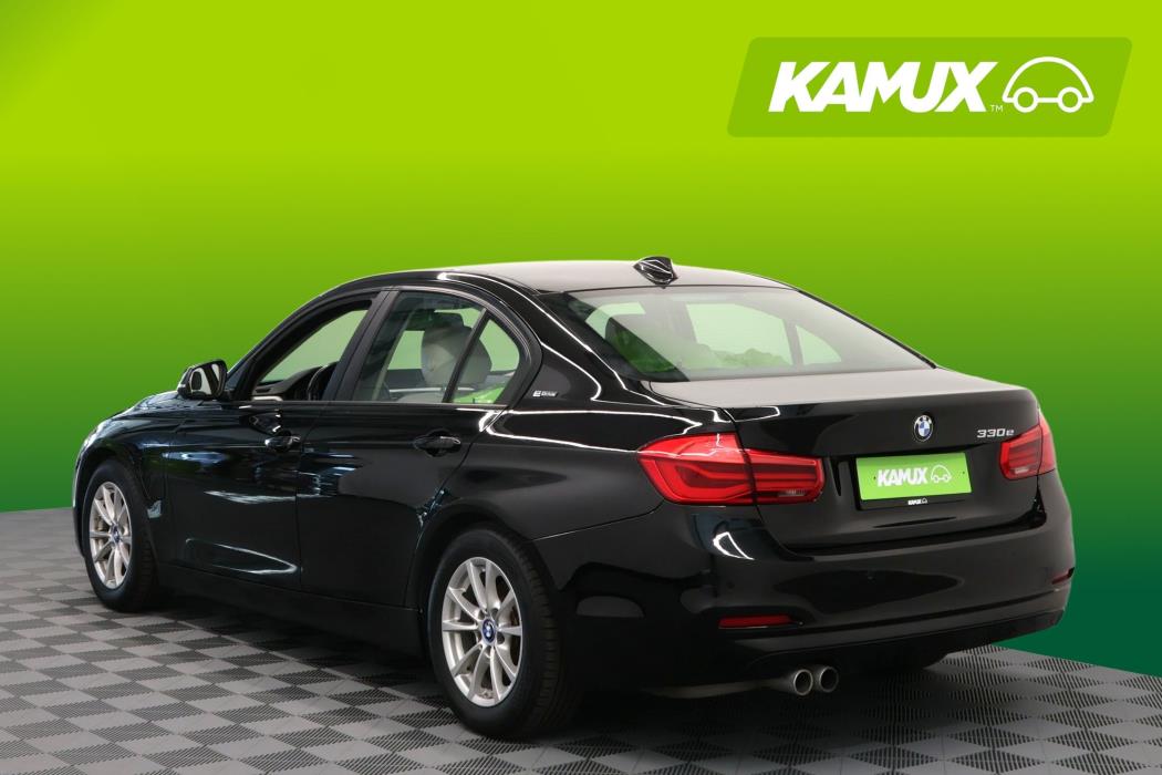 BMW 330e 2018
