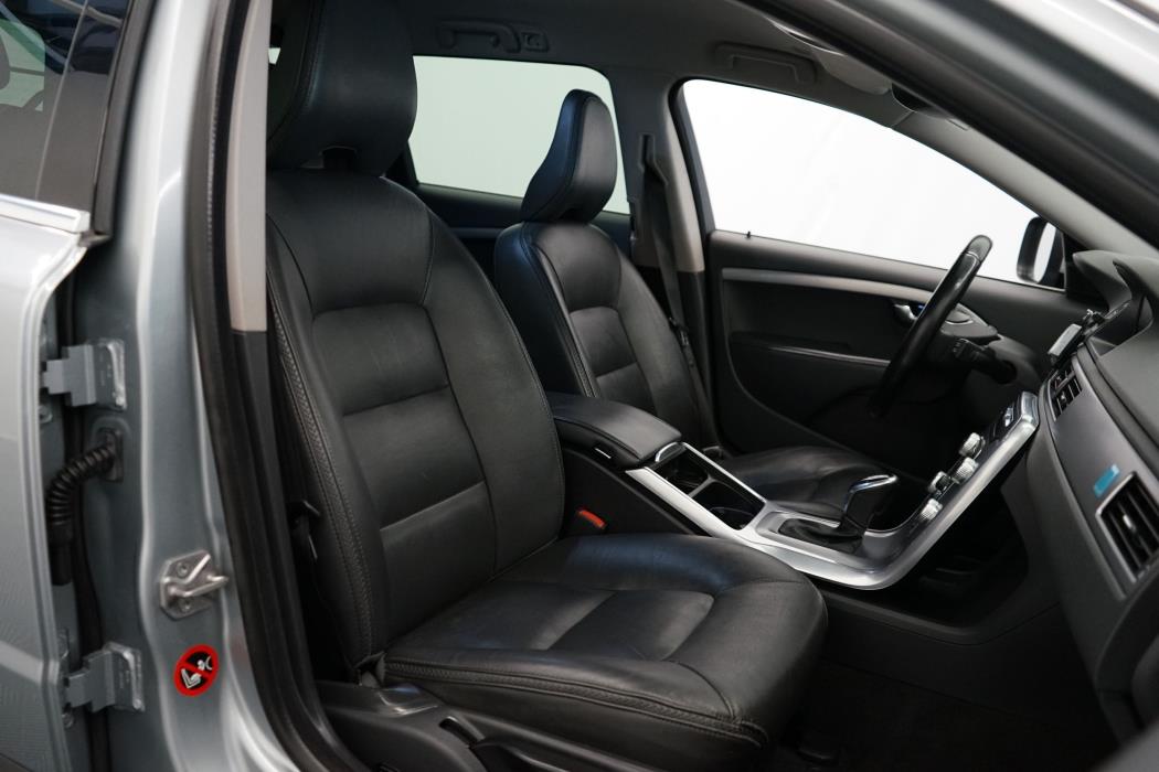 Volvo XC70 2015