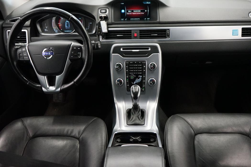 Volvo XC70 2015
