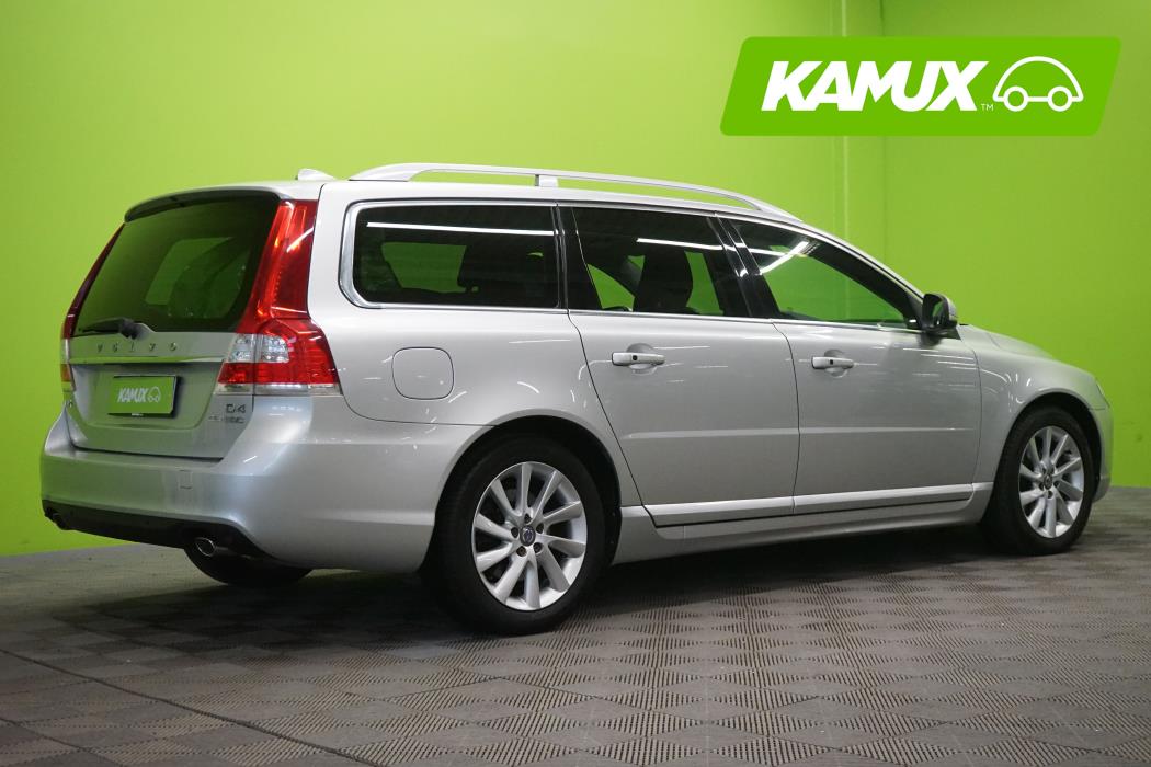 Volvo V70 2015