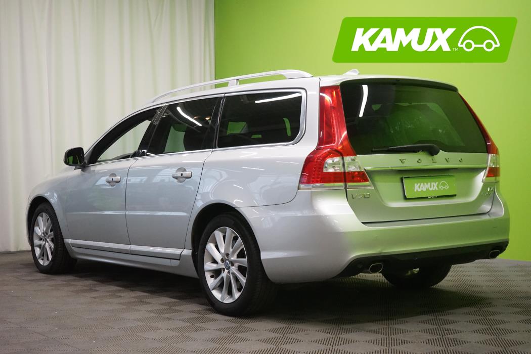 Volvo V70 2015