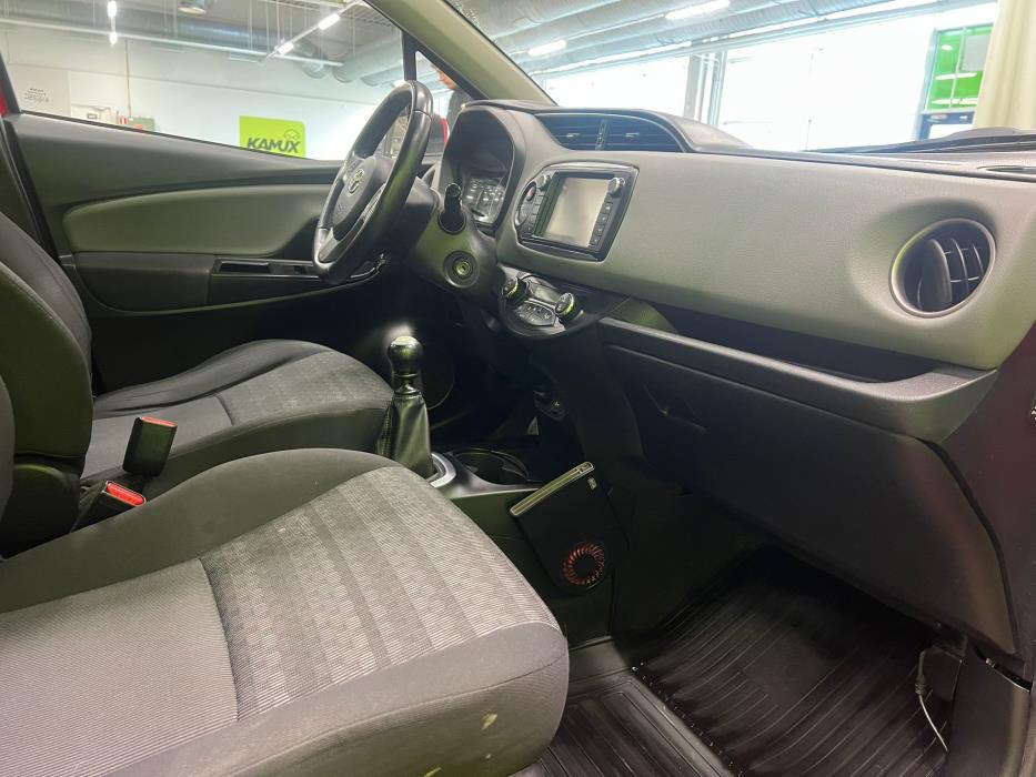 Toyota Yaris 2016
