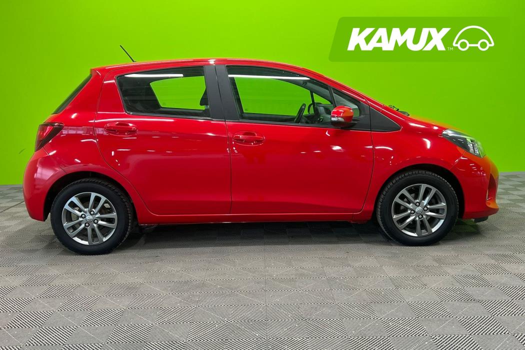 Toyota Yaris 2016