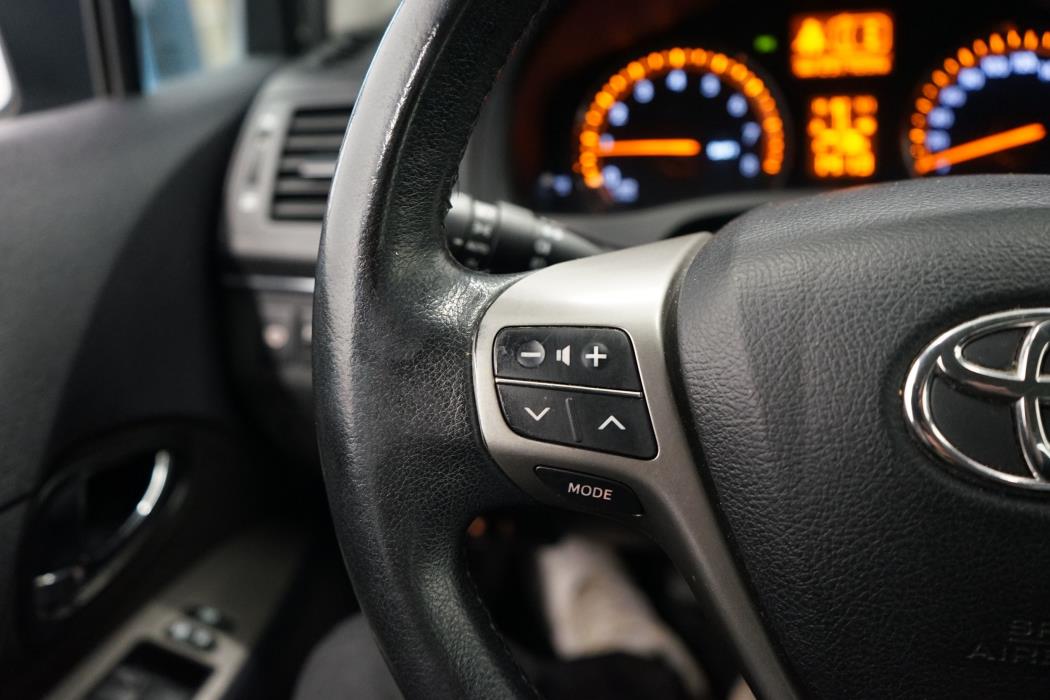 Toyota Avensis 2009