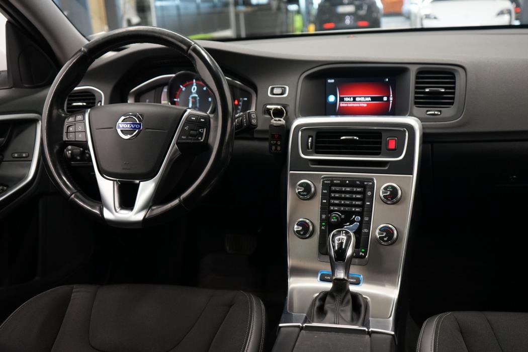Volvo V60 2018