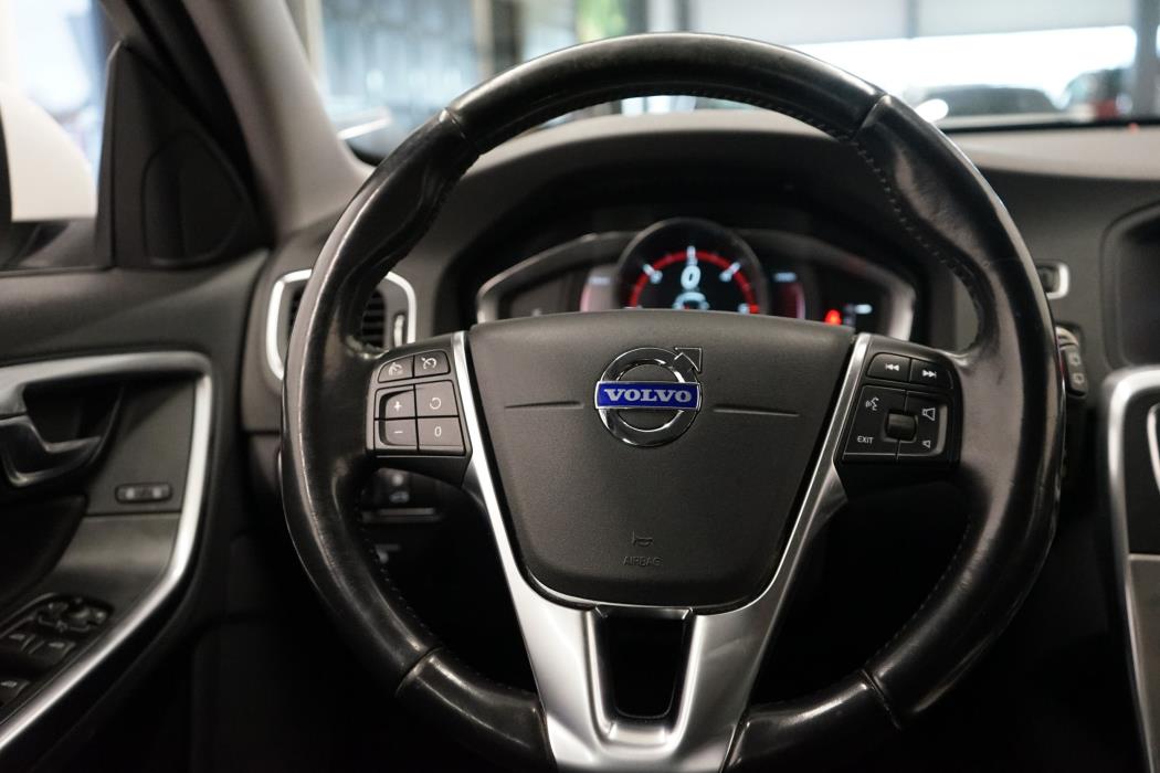 Volvo V60 2018