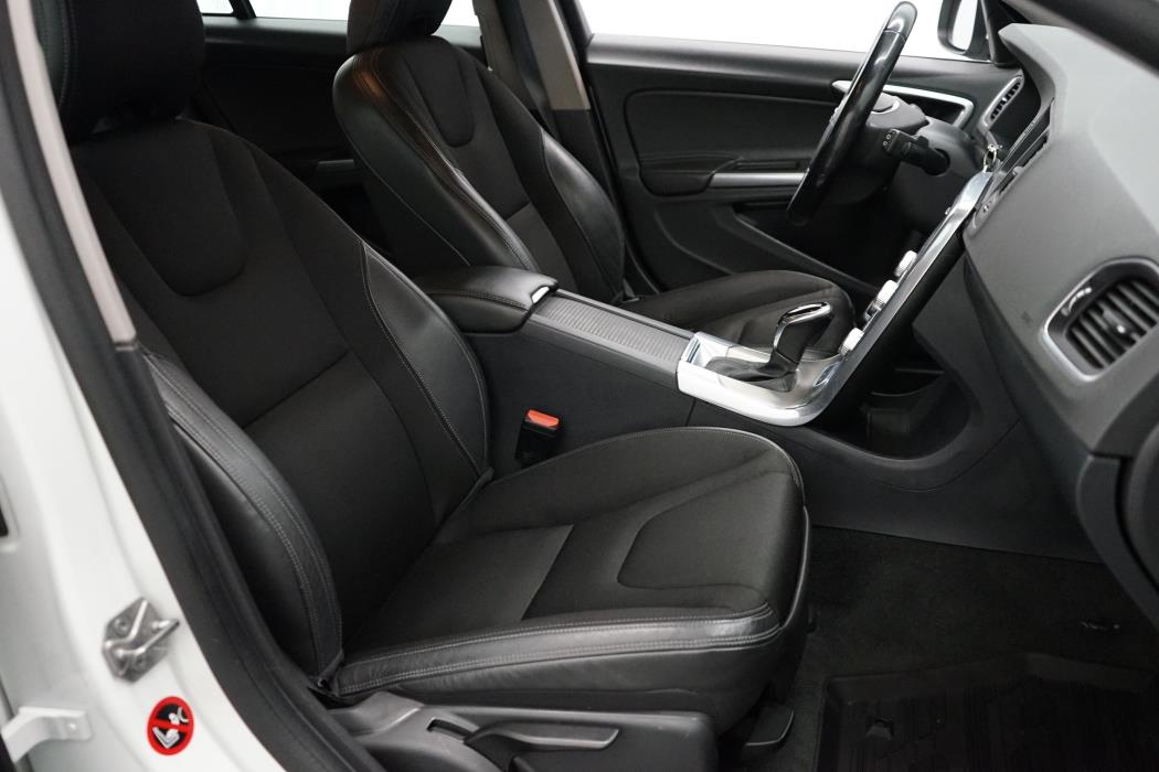 Volvo V60 2018