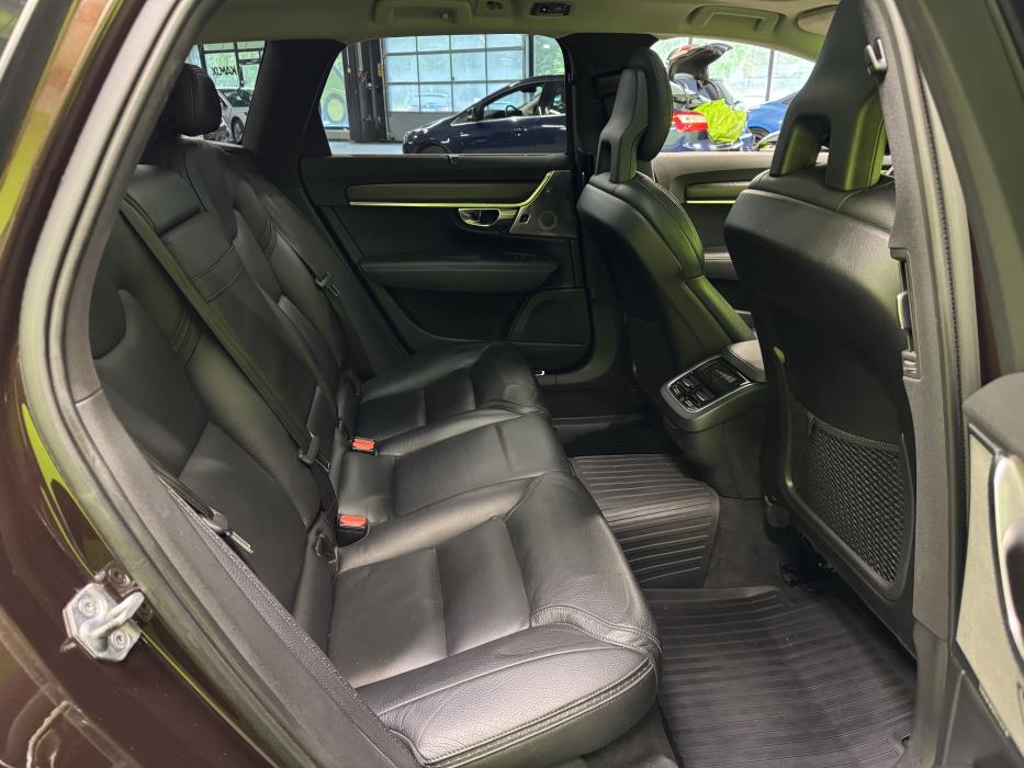 Volvo V90 Cross Country 2017
