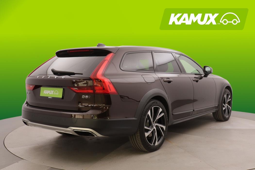Volvo V90 Cross Country 2017