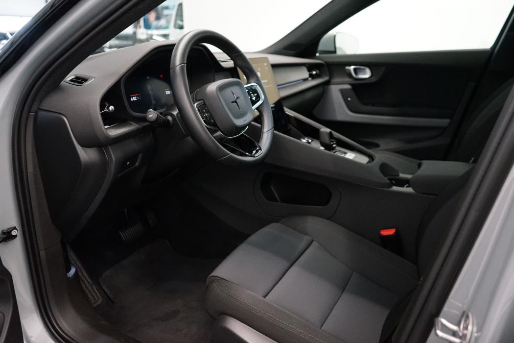Polestar 2 2025