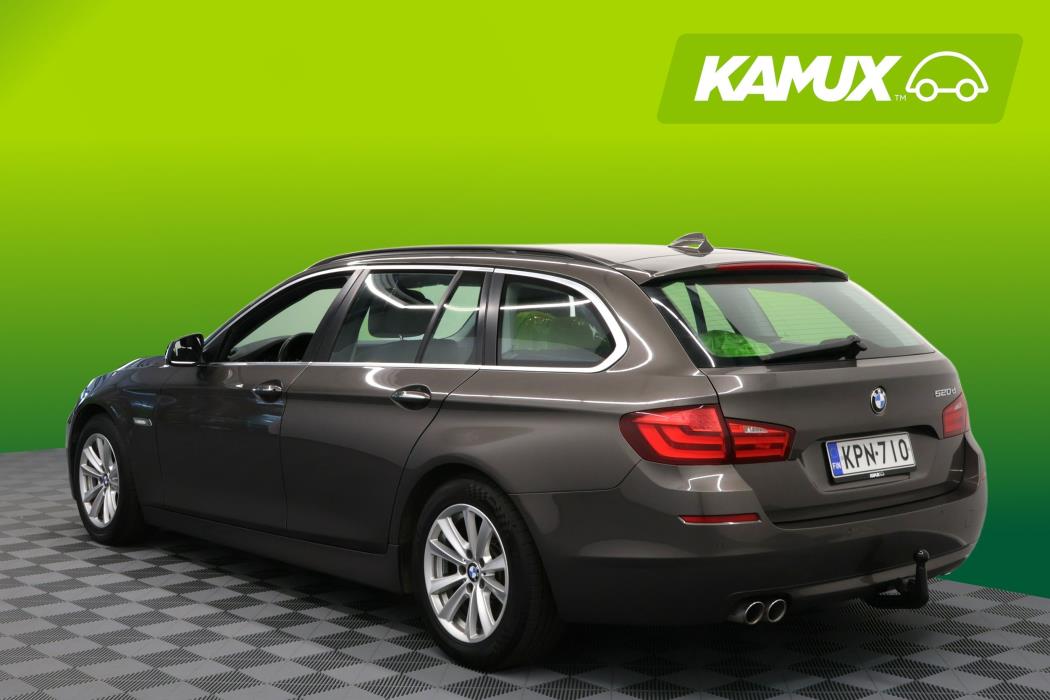BMW 520 2011