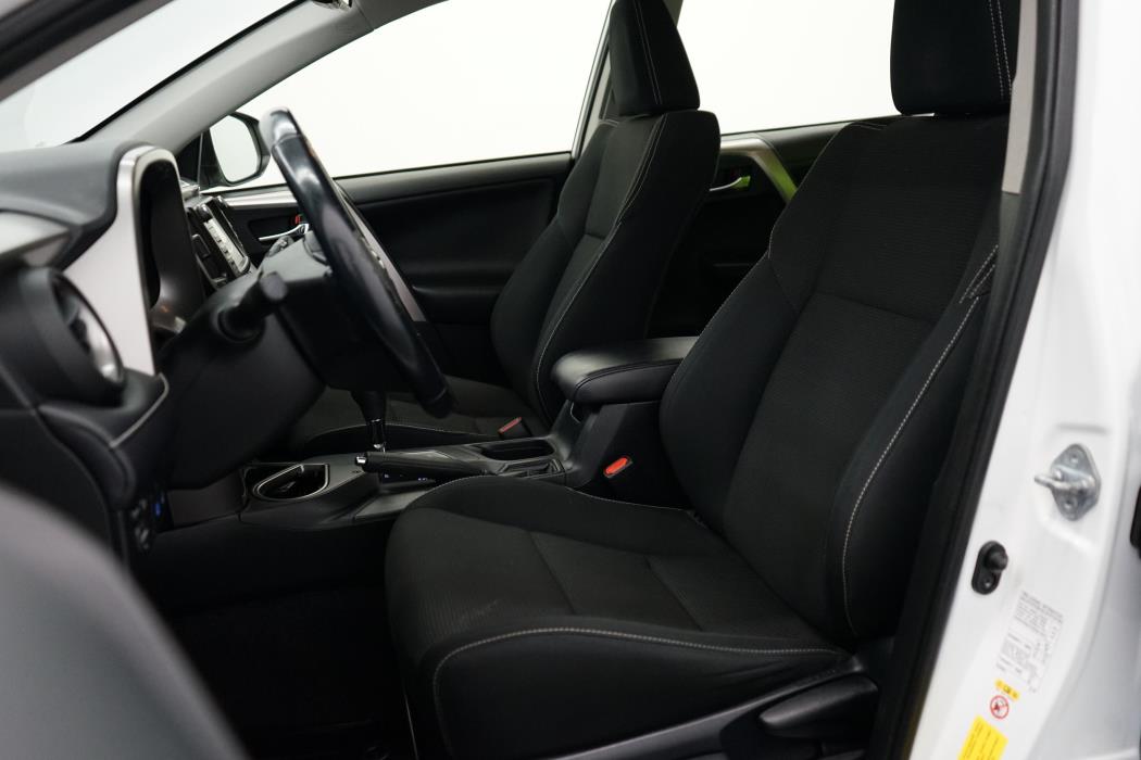 Toyota RAV4 2017