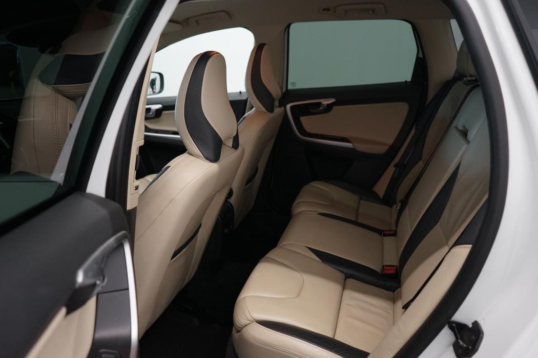 Volvo XC60 2011