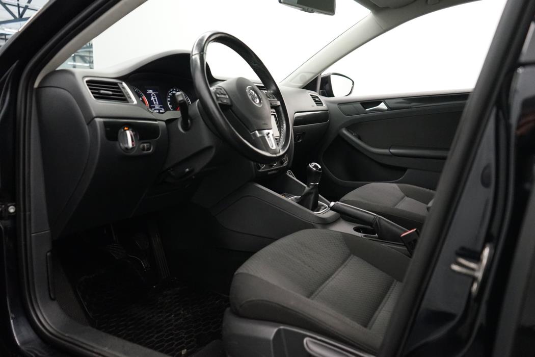 Volkswagen Jetta 2013