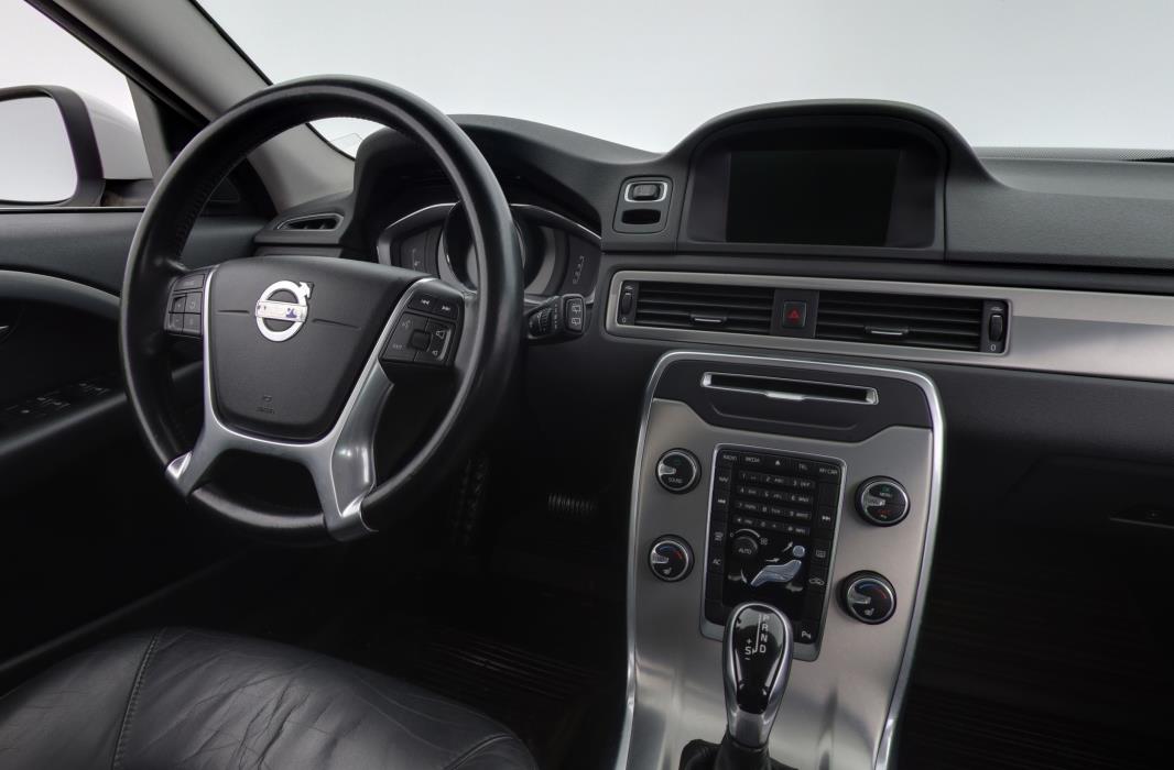 Volvo V70 2014