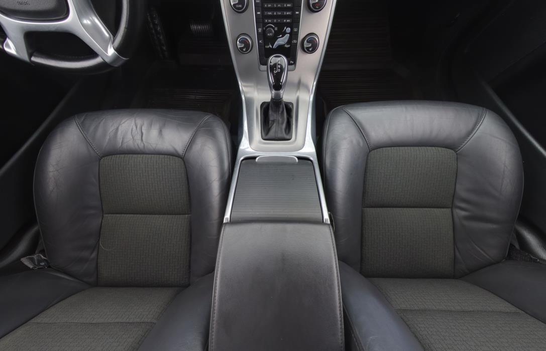 Volvo V70 2014