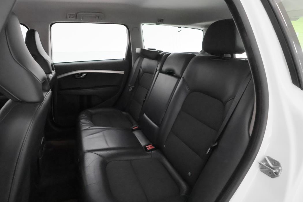 Volvo V70 2014