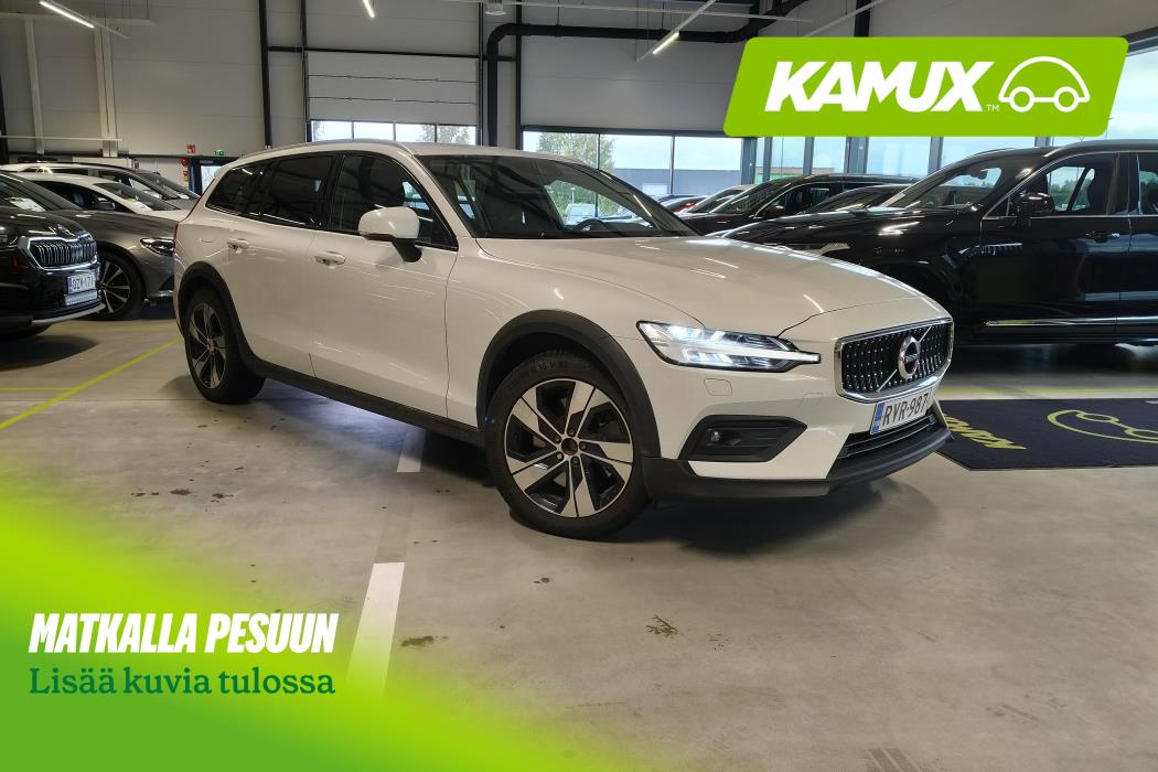 Volvo V60 Cross Country 2021