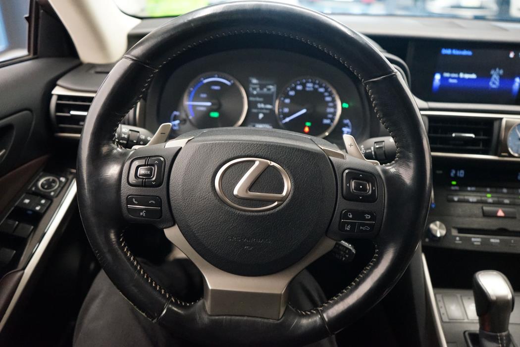 Lexus IS 2017