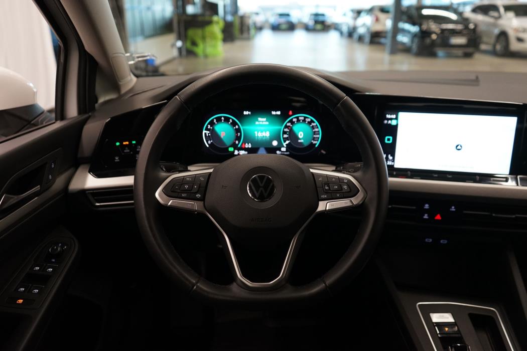 Volkswagen Golf 2022