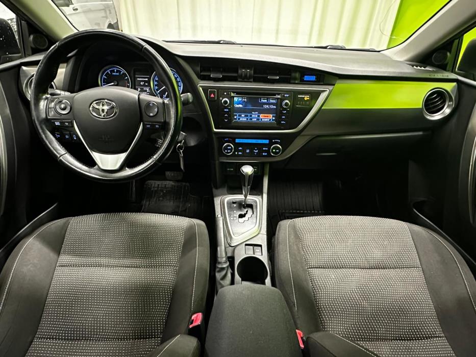 Toyota Auris 2013